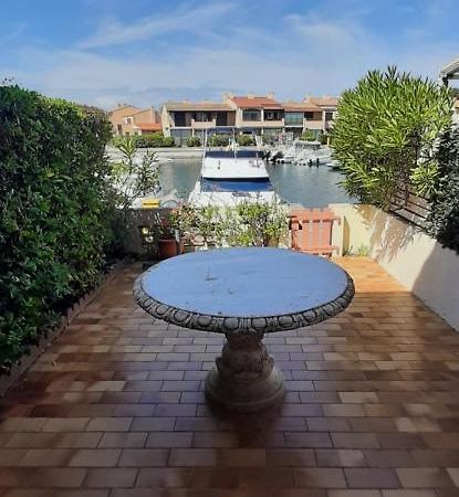 Villa Aux Capellans Sur La Marina Pour 4 Personnes - Vue Marina - Parking - Plage A 5 Min A Pied Saint-Cyprien  Exterior foto